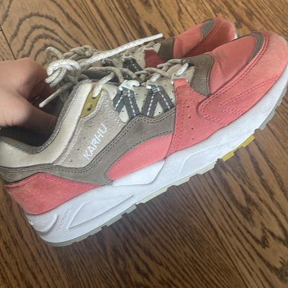 Karhu Unisex Fusion 2.0 Lace-Up Sneakers Pink Grey Yellow Green US 9W/7.5M - Picture 5 of 8